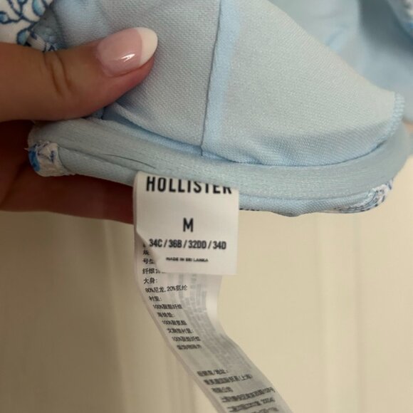 Hollister Blue Floral Bikini Set - Picture 4 of 7
